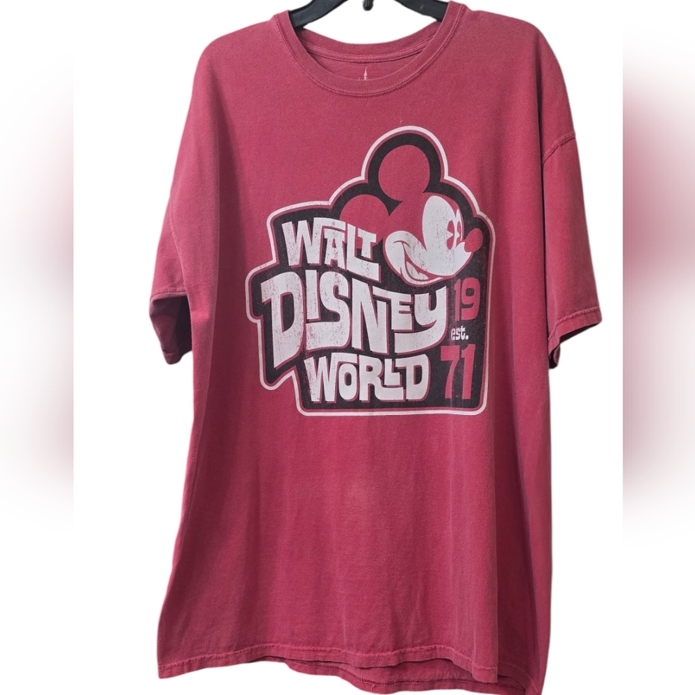 Retro Style Disney Parks Exclusive T-Shirt Size XL